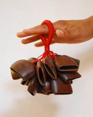 Sonaglio grappolo Entada con maniglia