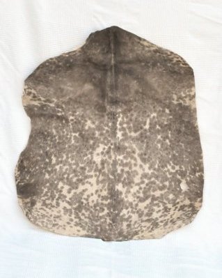 Pelle di capra djembè Sahel bianca macchiata molto spessa